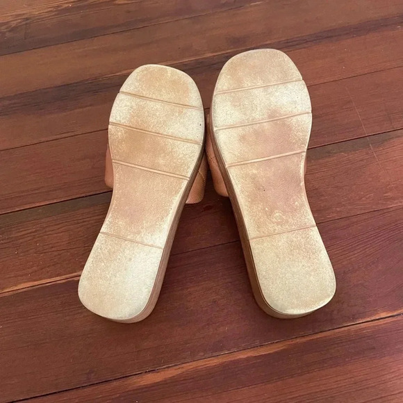 Miraella Tan Slides- Preowned - Picture 2 of 3